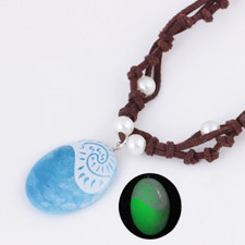 Moana Magical Seashell Heart Necklace Disney Glow in Dark Luminous Girl Pendant