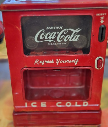 Rare marx tin coca - tin, cola