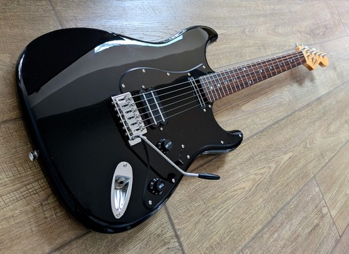 Powerhouse black fender squier - powerhouse,
