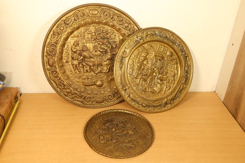 Vintage brass embossed plate - brass,