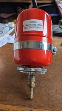 Zilmet SureJust 2 Litre expansion/accumulator tank with mount
