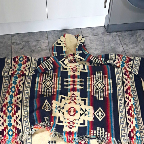 Hooded multicolour aztec - hooded,