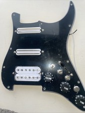 Strat HSSHB 3ply Black/White