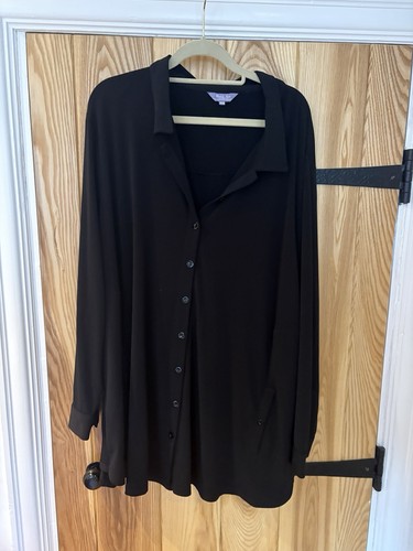 Ladies black blouse size 28 - black,