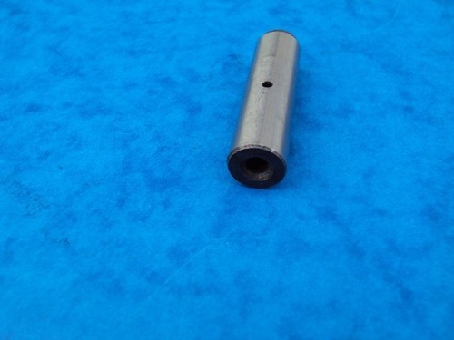 Triumph camshaft intermediate - ,