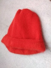 Vintage women's red hat, 70%
