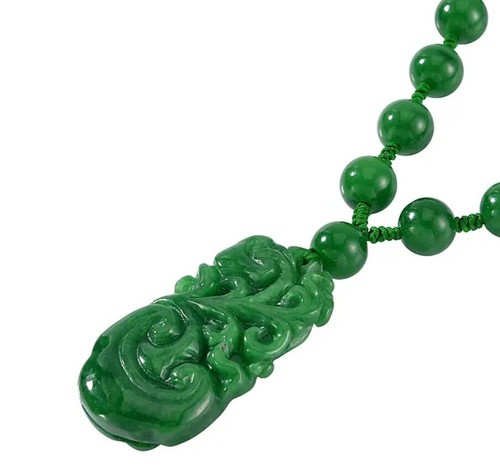 560 70ct natural green - natural, jadeite