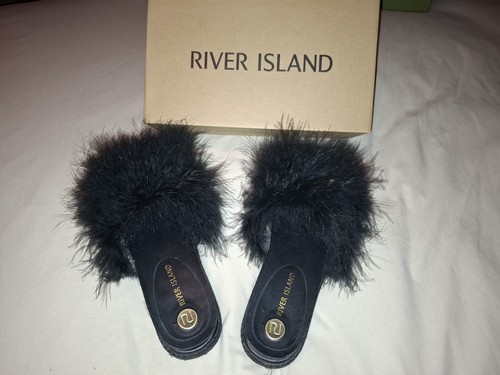 River island platform - river, mules