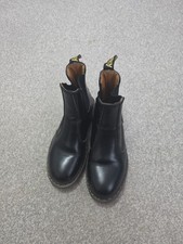 Womans Dr Martens Chelsea