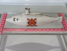 Crested Ware China, Submarine