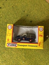 Transport Treasures Morris Minor Pick Up with Rear Canopy OO Gauge 