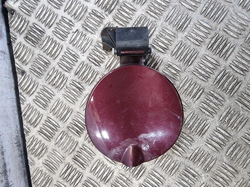 Fiat 500 lounge fuel flap - fiat,