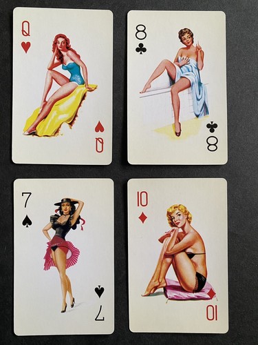 Set pin girls playing - of, up