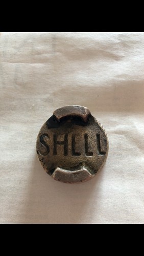 Old shell petrol can - old,