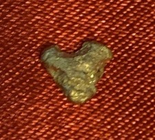 Genuine Australian 0.353 Gram Gold Nugget Natural ‘Heart Shape’ 1 In A Million💛