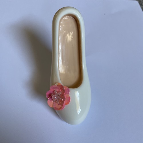 Miniature collectable ceramic