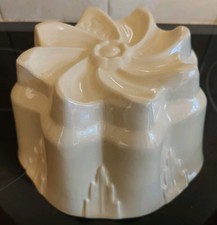 Vintage Cream Ceramic Ironware