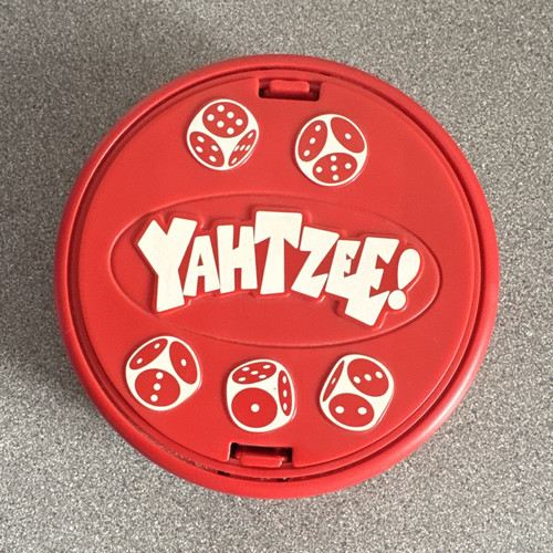 Hasbro yahtzee travel - hasbro,