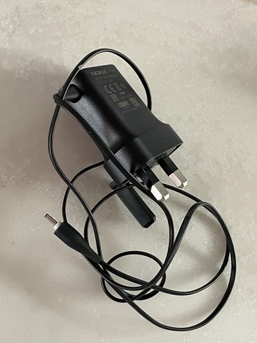 Nokia 11x charger thin - uk,