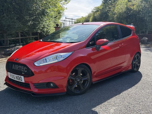 2015 ford fiesta ecoboost - ford,