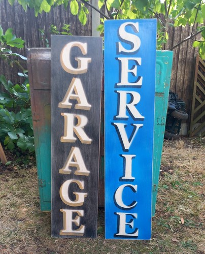 Rustic painted garage - rustic, service
