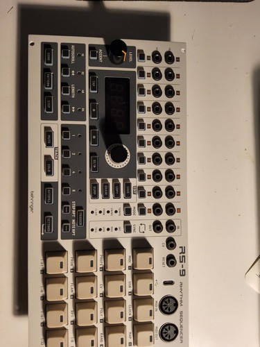 Behringer rhythm - rs-9,