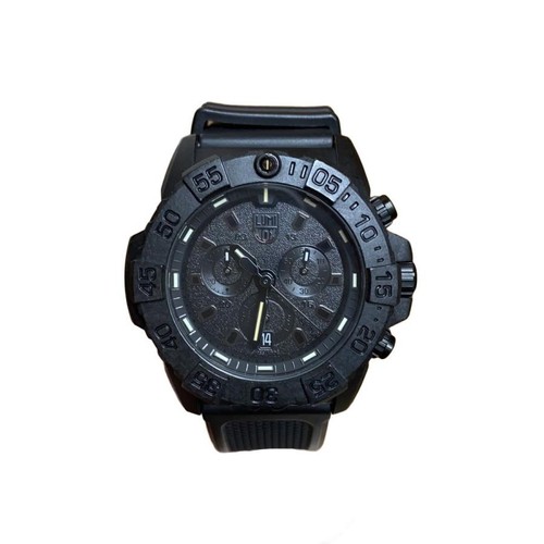 Luminox 200 case size - case, 4.4