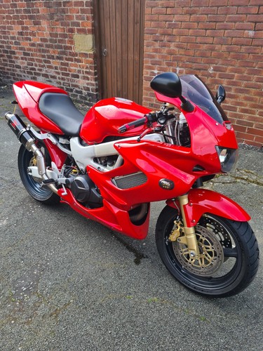 Honda vtr 1000 firestorm - honda,