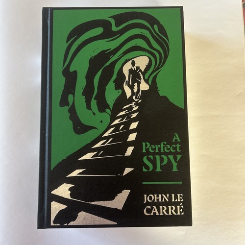 Perfect spy john carre - a, le