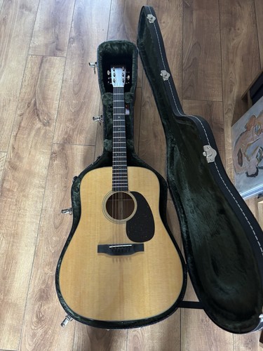 Martin acoustic guitar - martin,