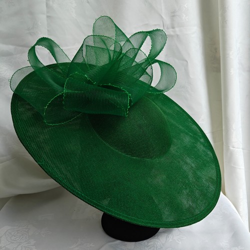 Green flower wide brim - flower,