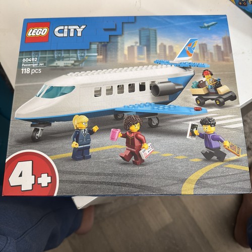 Lego city 60492 - passenger, jet