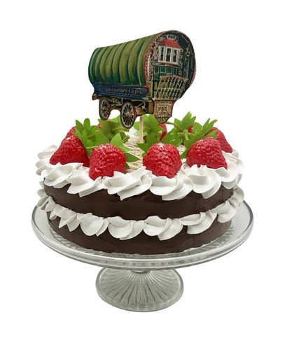 Bow top gypsy caravan - bow, cake