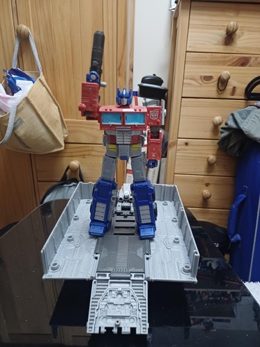 Transformers war for cybertron - war,