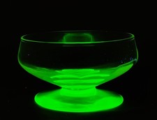 Uranium glass base optic art - glass,