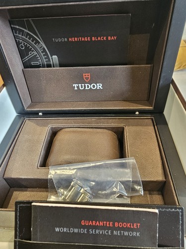Tudor heritage black bay - tudor,