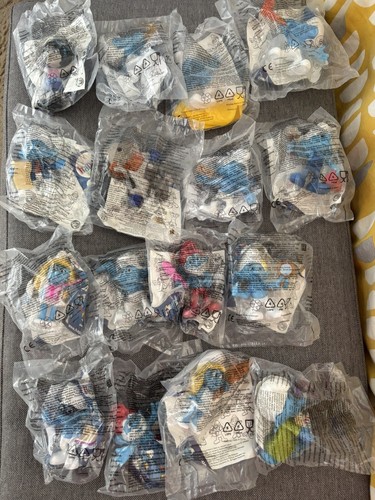 Mcdonalds smurf toys full - mcdonalds,