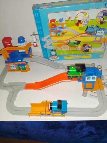 Tomy thomas friends post - thomas,