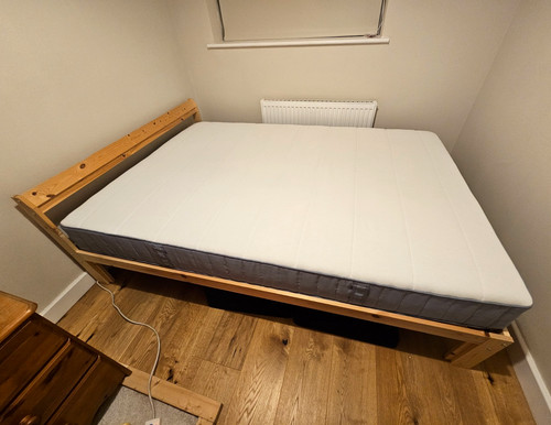 Standard double bed ikea - double,