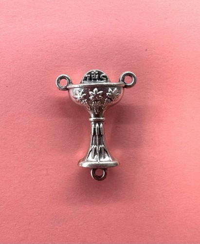 Chalice centre for - for, rosary