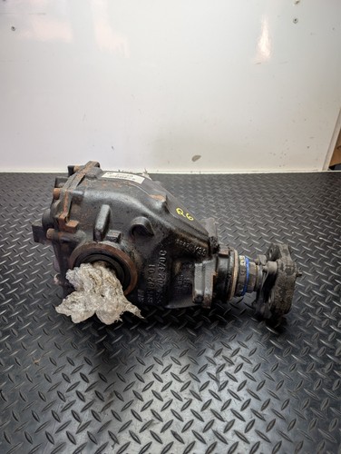 Bmw rear differential carrier - differential,