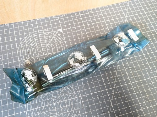 Colchester lathe leadscrew - colchester,