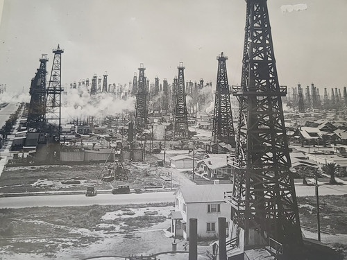 Huntington beach oil well - huntington,