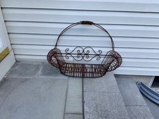 Wrought Iron Antique Flower/French Wall Basket/Shabby/Chic Rusted Appearance