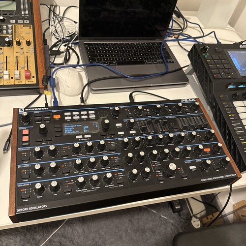 Novation peak polyphonic - peak,