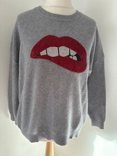 Lovely Moewy sparkly embellished 'lips / mouth' jumper , size Tu - 16 / 18 ish