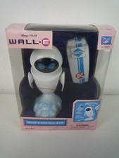 THINKAWAY TOYS 2008 DISNEY PIXAR WALL-E REMOTE CONTROL EVE