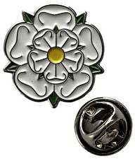 White Rose of Yorkshire Lapel Pin badge FREE P&P