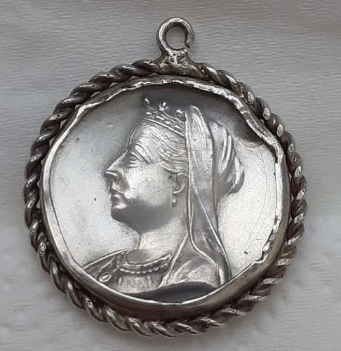 Antique queen victoria - antique,