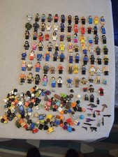 Wilko Blox Figure Bundle Lego Compatible 80 MiniFigures Aliens/Superhero/Police